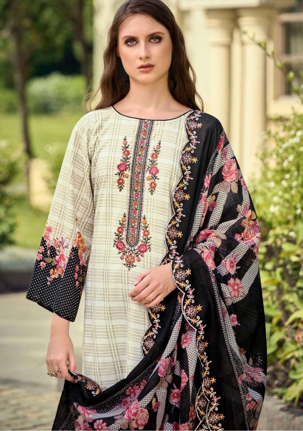 BIN SAEED TOP DUP WORK BY HOUSE OF LAWN